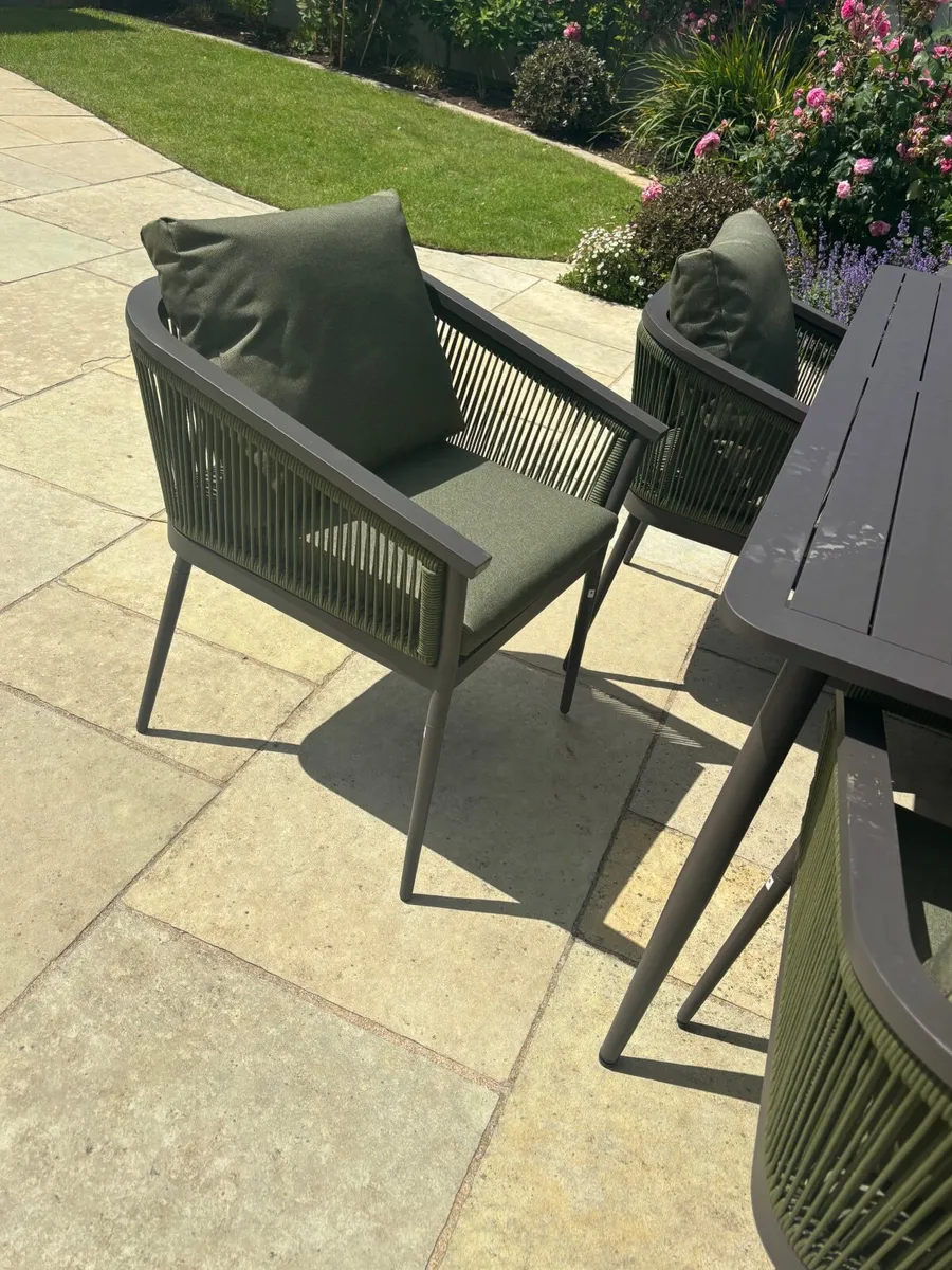 Garden furniture - BRAND NEW - Image 4