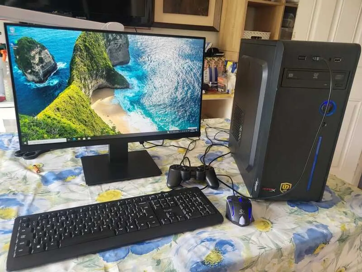 Gaming PC bundle - Image 1