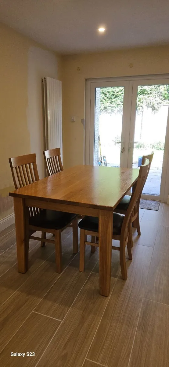 Oak Table and 4 matching Chairs - Image 2