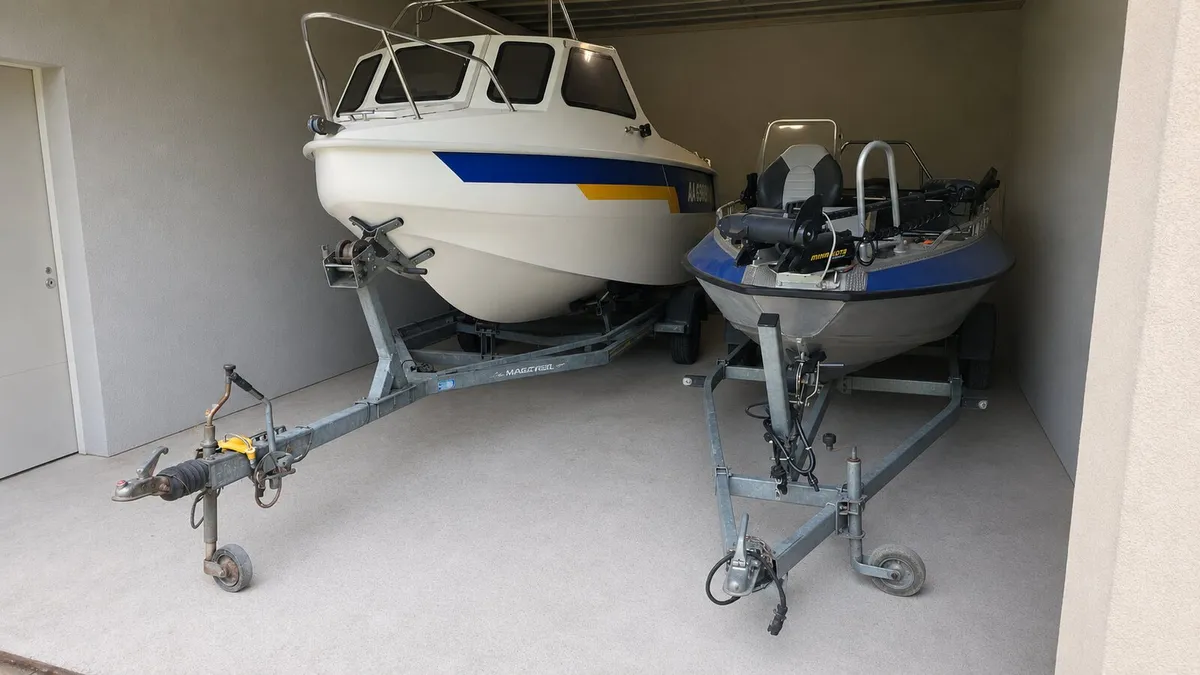 Boat - Image 1
