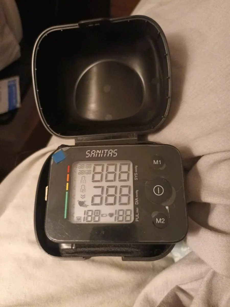 BP monitor - Image 1