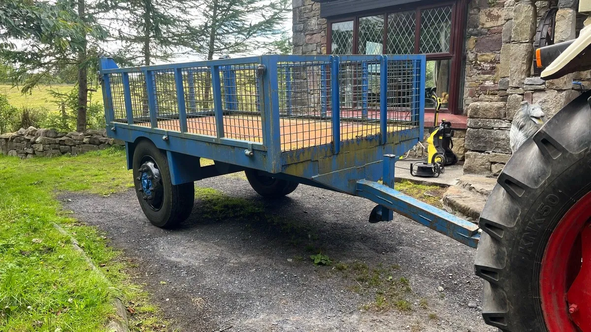 8x4 trailer with mesh sides - Image 2