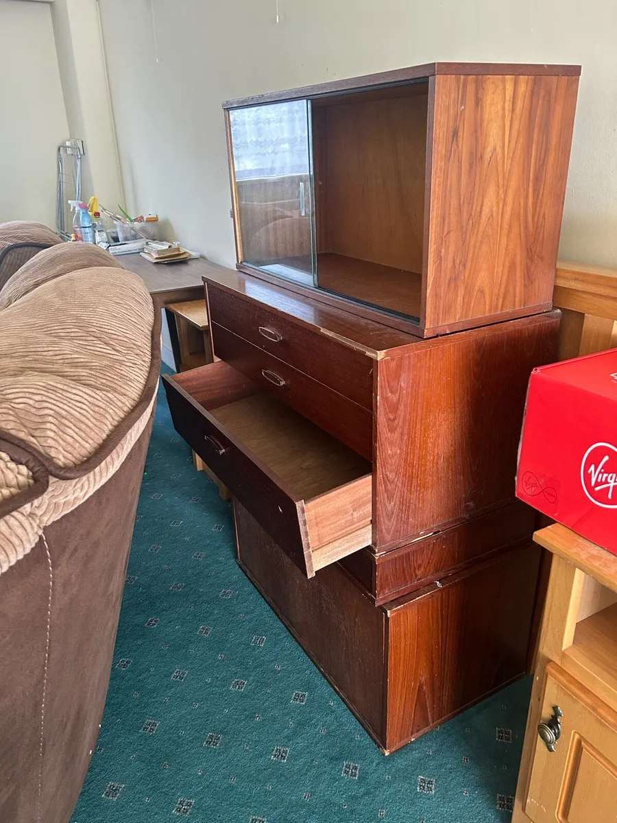 Cabinets for FREE - Image 1