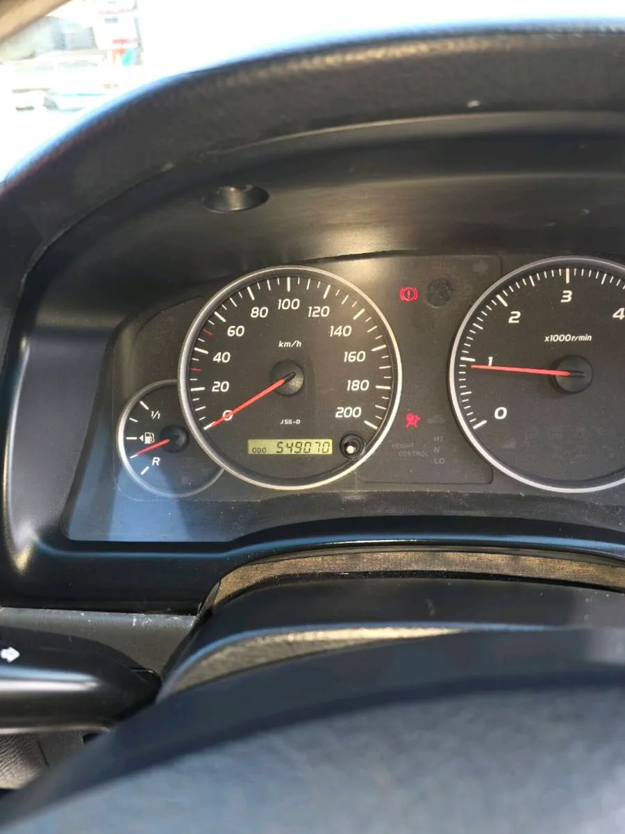 Toyota land cruiser - Image 2