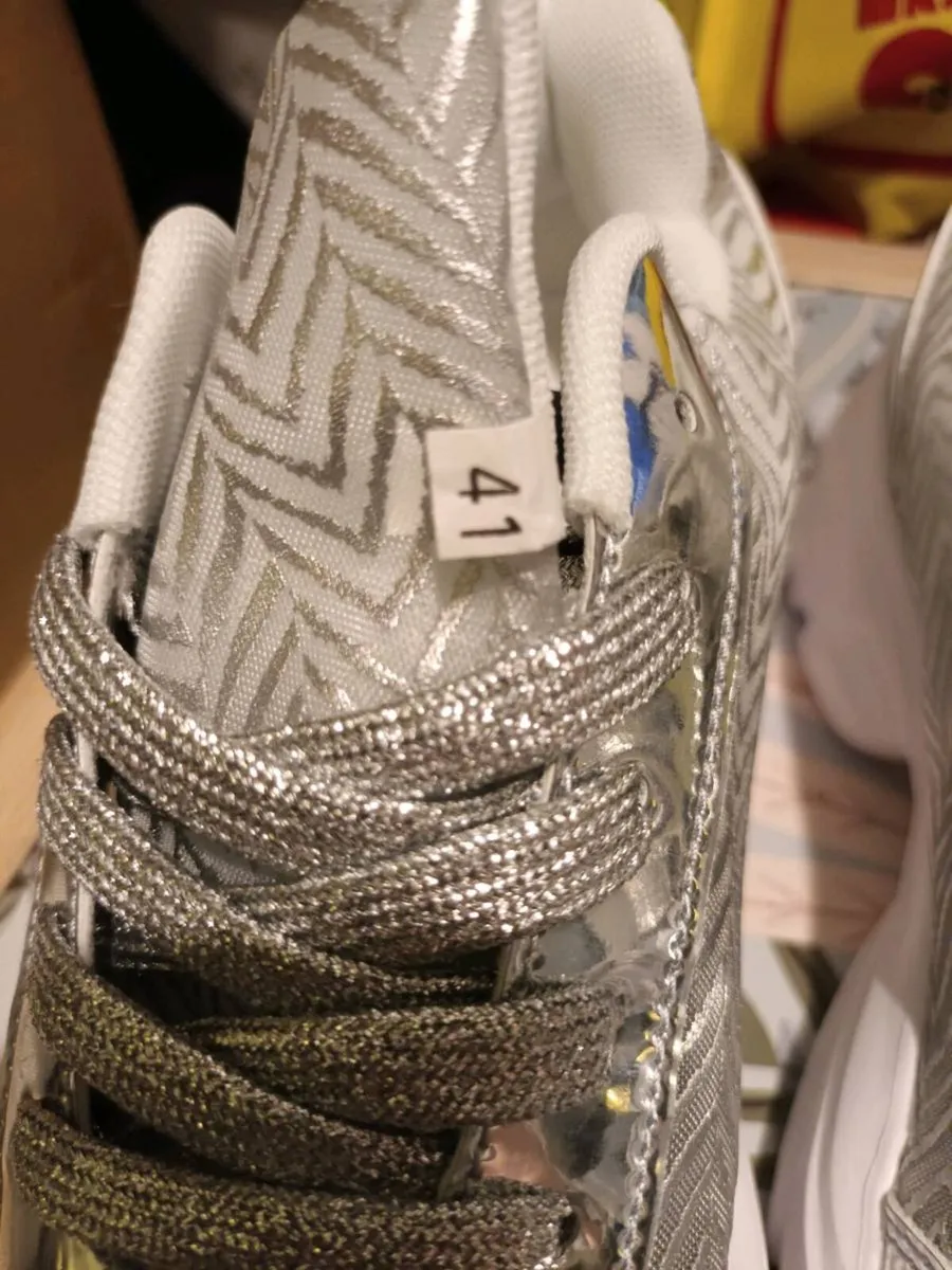 New silver runners - Image 2