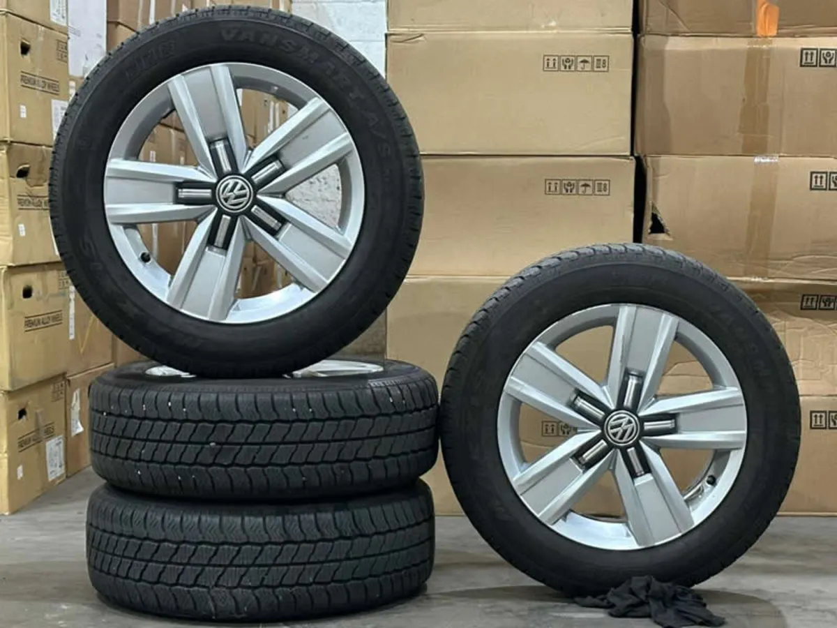 17" Genuine VW T5 T6 TRANSPORTER DAVENPORT - Image 1