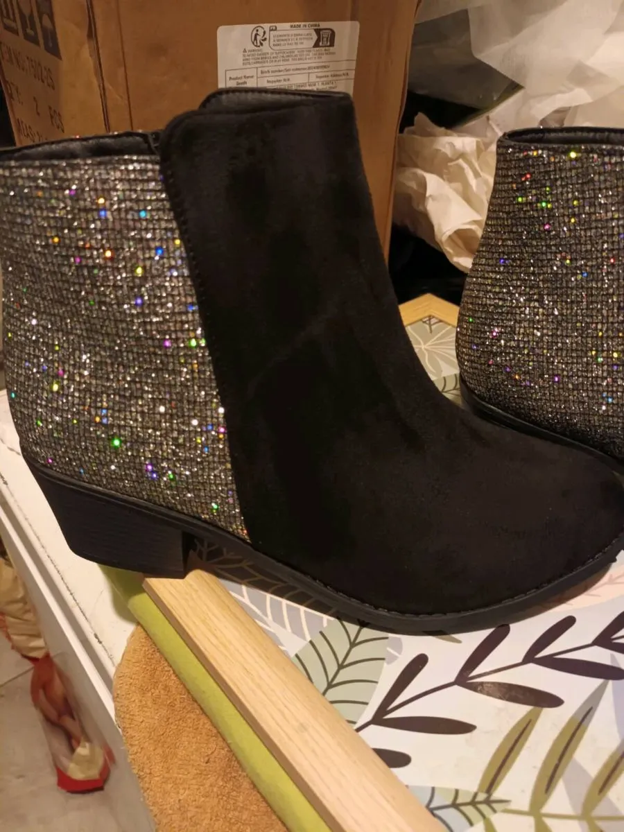 New Black suede and silver glitter boots - Image 2