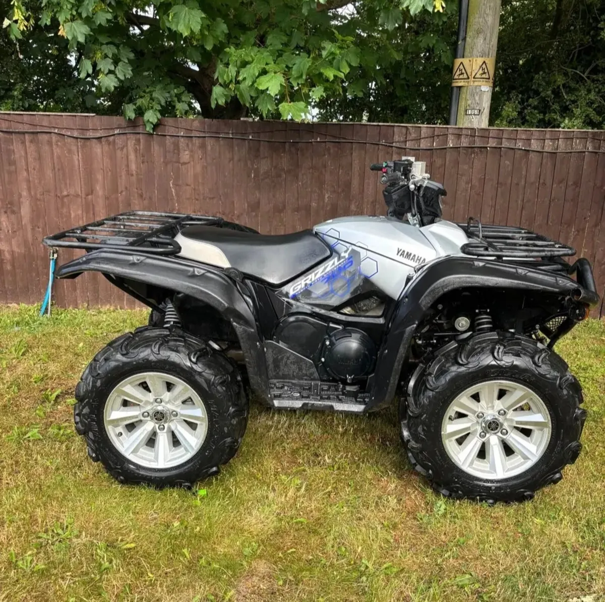 2025 Yamaha grizzly 700cc - Image 1