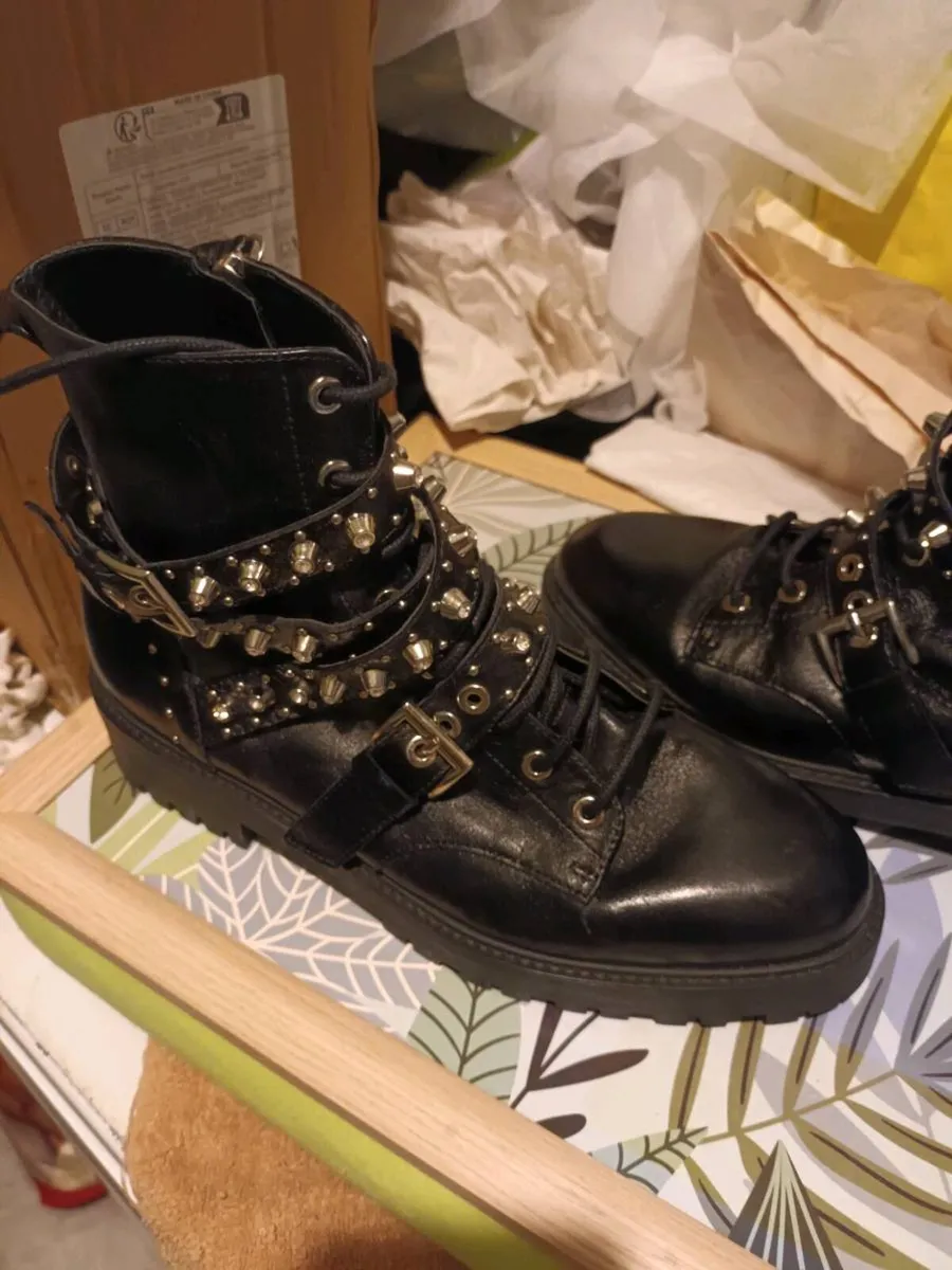 Studded boots - Image 3