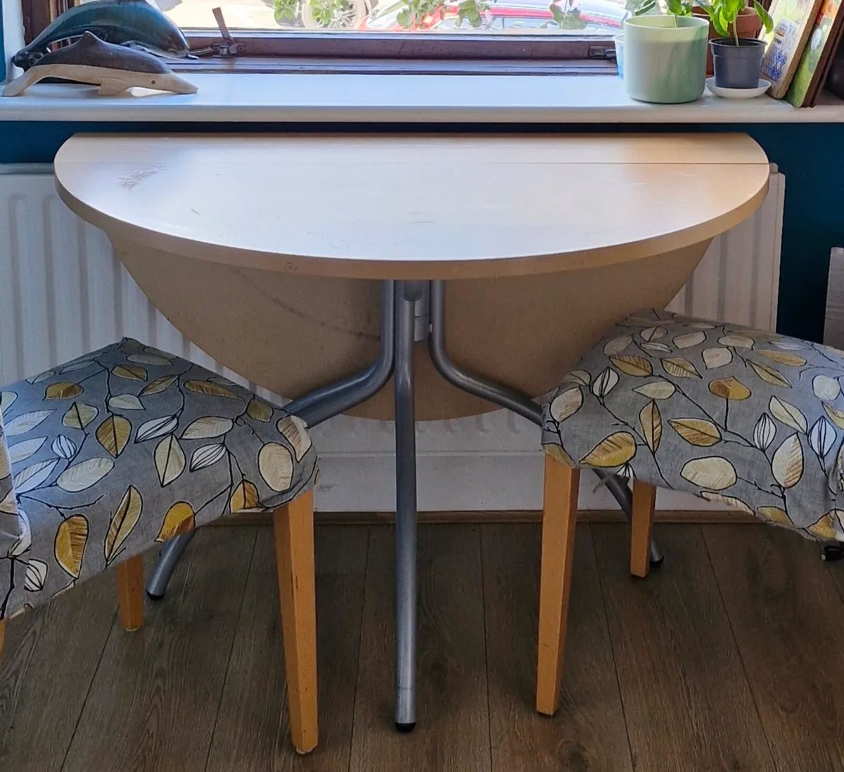 Circular folding table - Image 2