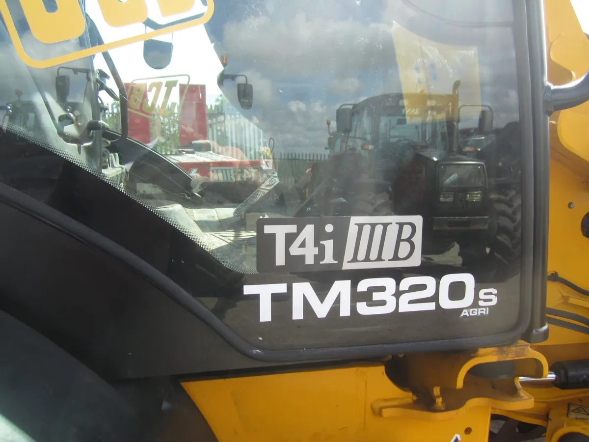 JCB 320S - Image 2