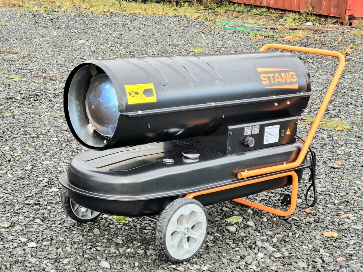 30 KW Diesel / Kerosene Garage Space Heater 230V - Image 1