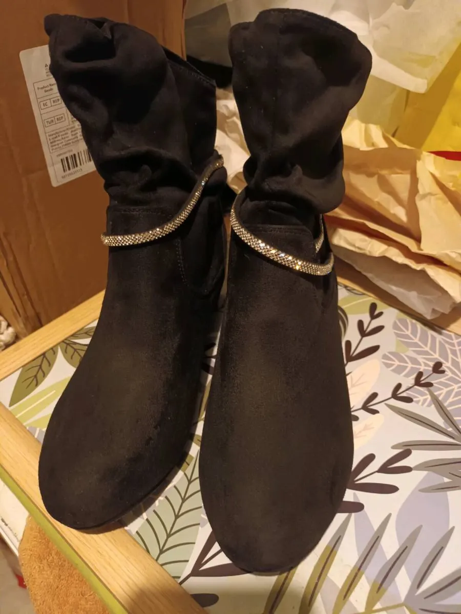 New Suede and Diamante boots - Image 2