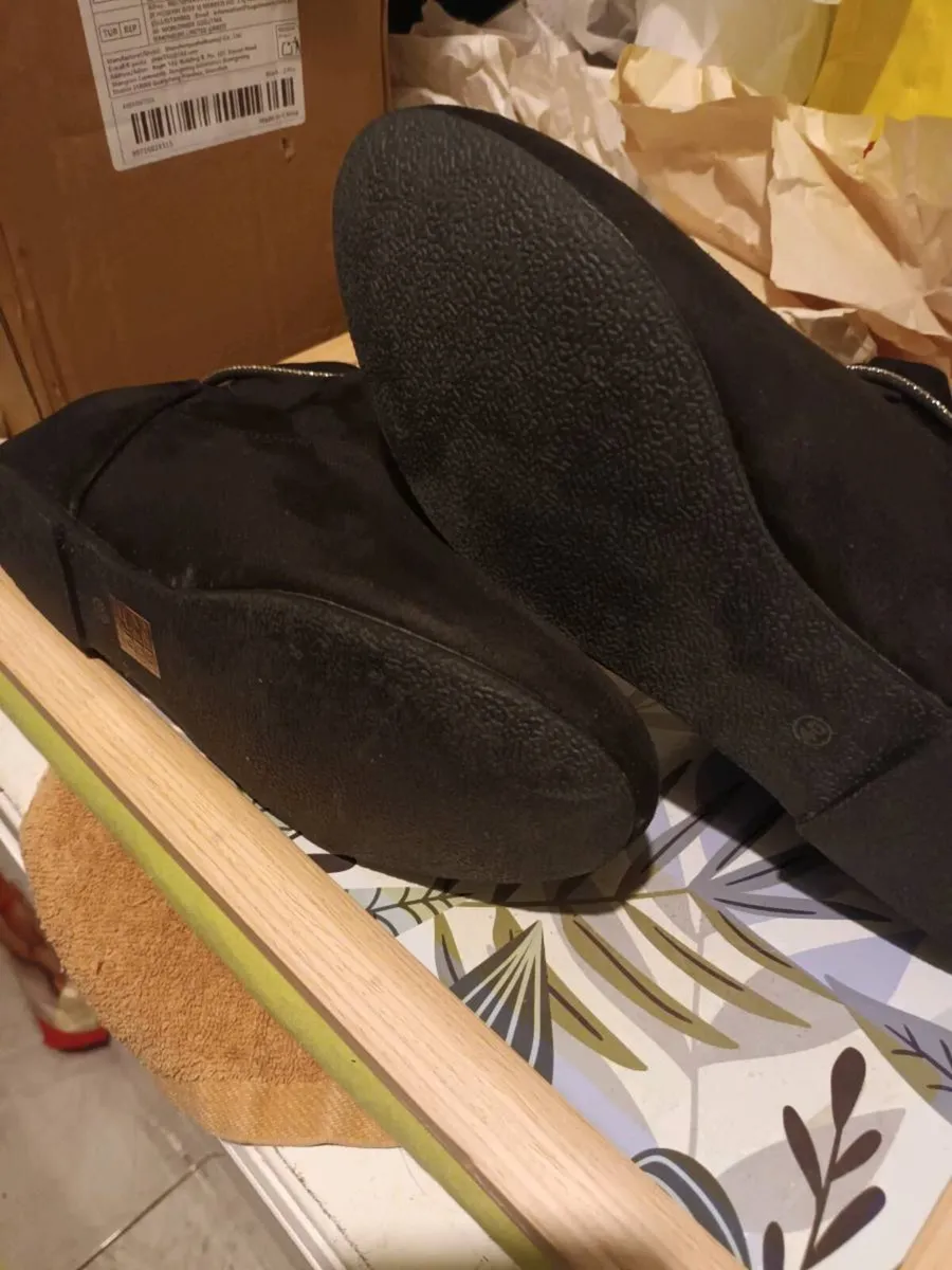 New Suede and Diamante boots - Image 4