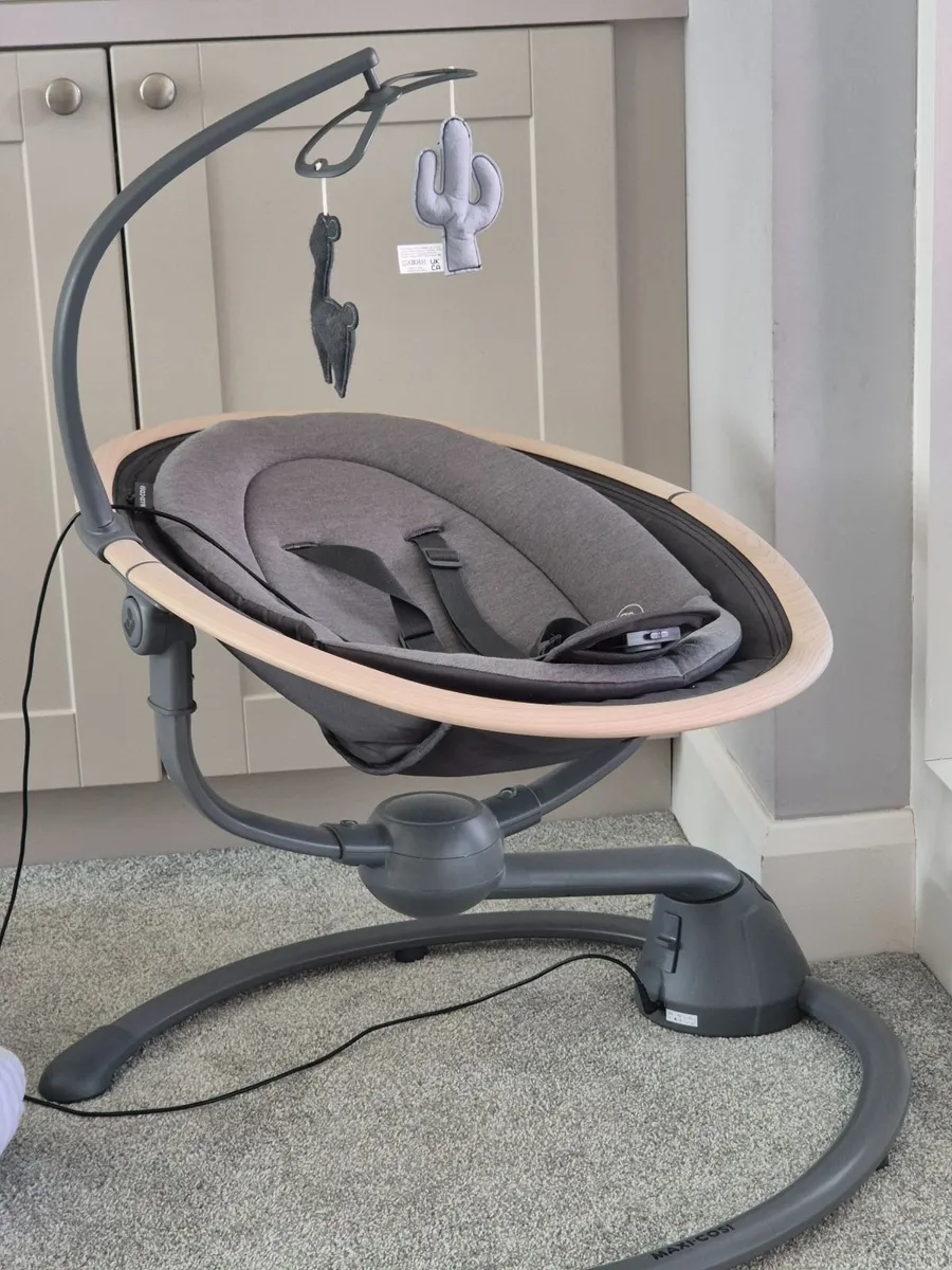 Maxi Cosi Baby Rocker/Swing - Image 1