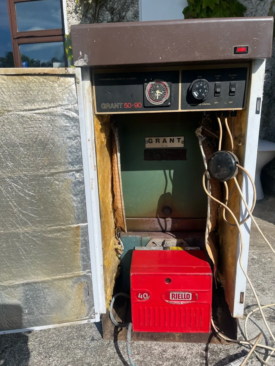 Grant 50 - 90  oil boiler - Image 3