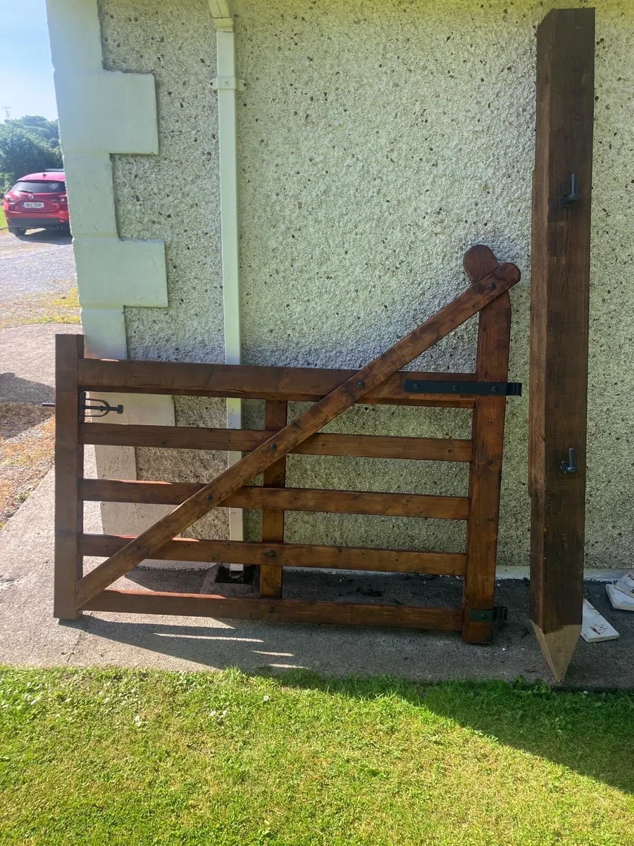 Timber gate