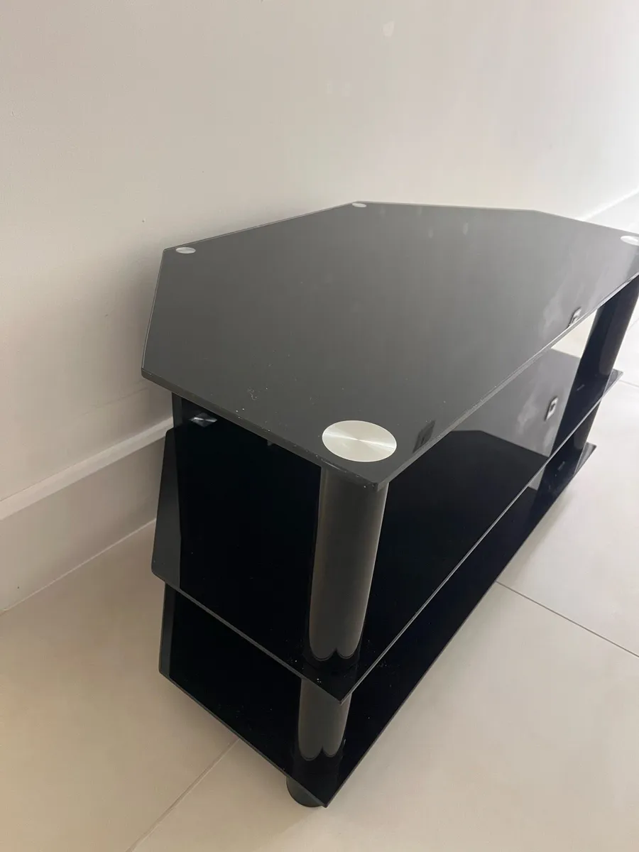 TV stand - Image 2