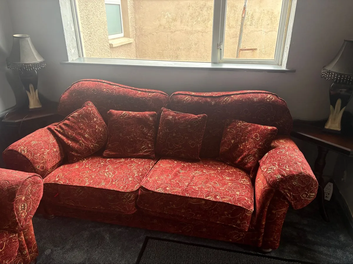 Sofa and arm chairs for sale - Image 1