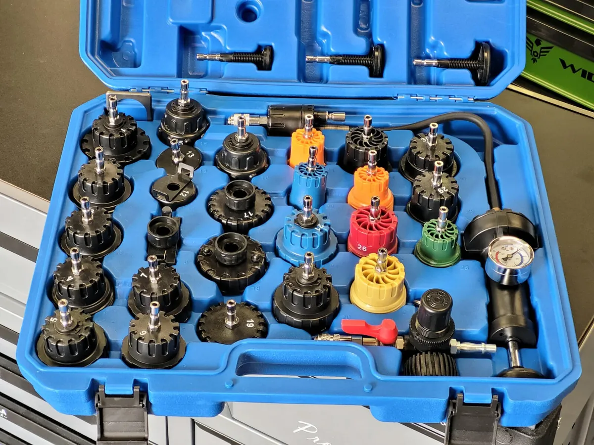 33Pcs Radiator Pressure Tester Coolant Vacuum - Image 1