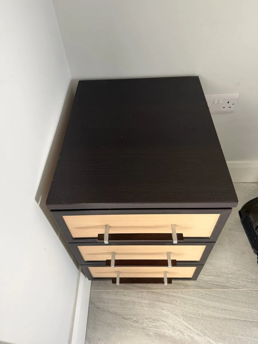 Bedside locker - 3 Drawer - Image 2