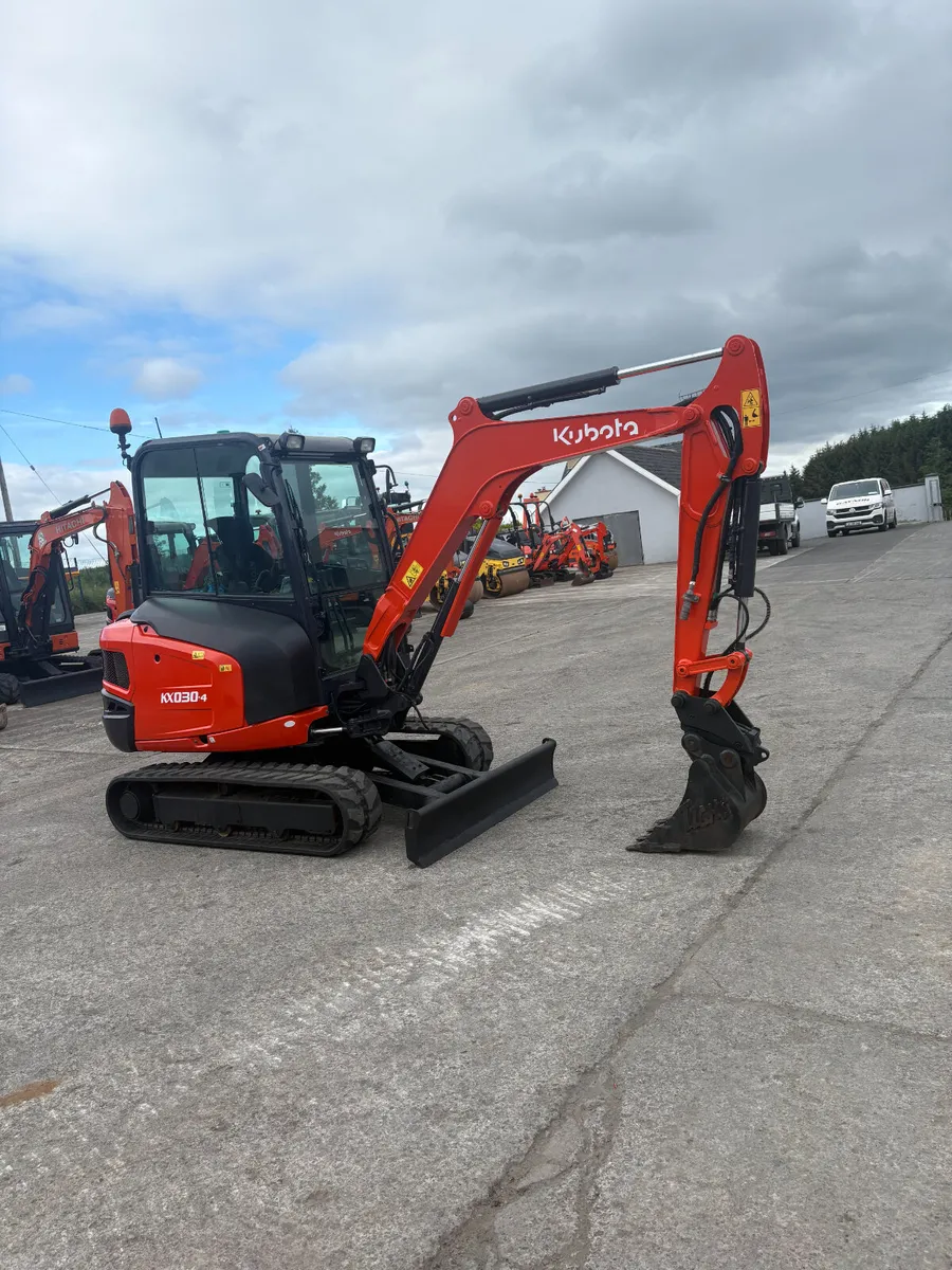 Kubota KX030-4 - Image 2