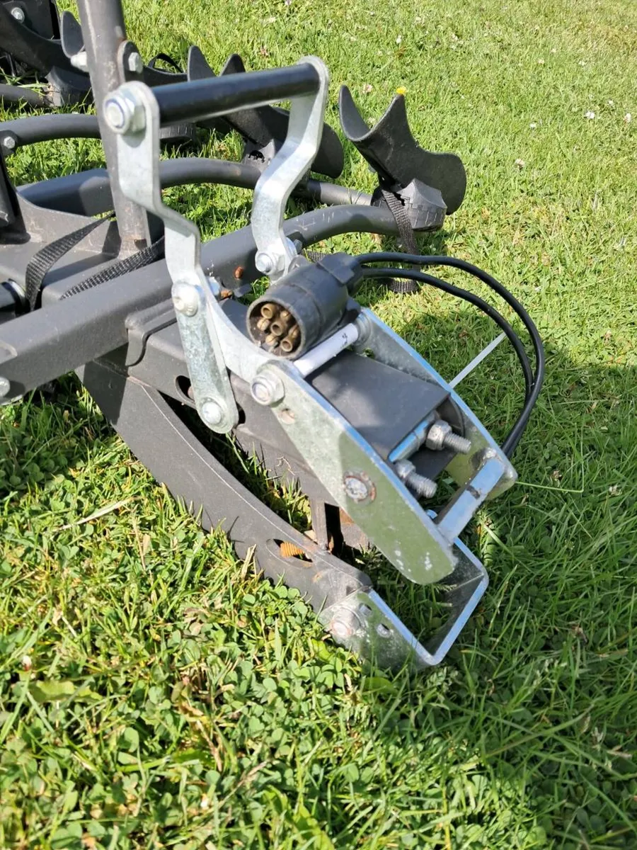 4 bike rack - Image 3