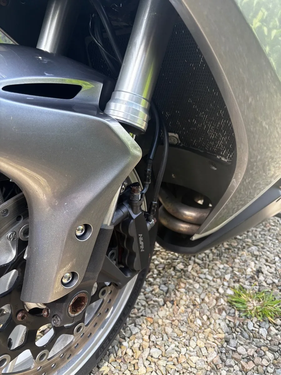 2010 Honda VFR1200 (low mileage) - Image 4