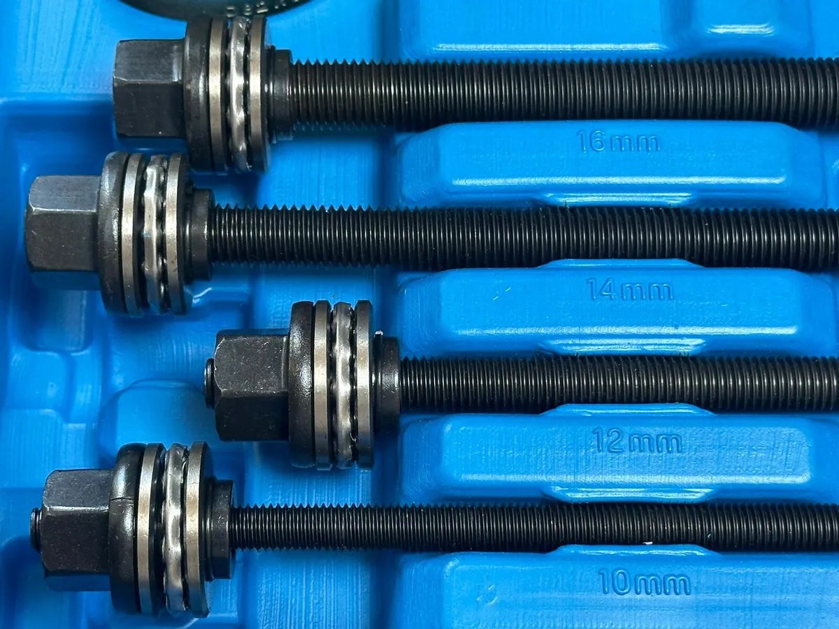26 Piece Bush & Bearing Pull and Press Sleeve Kit - Image 4