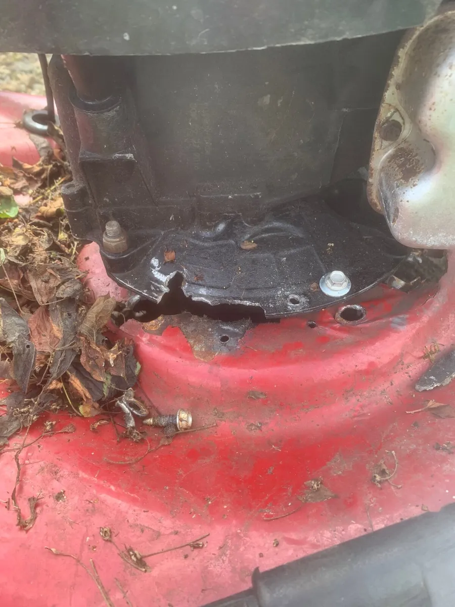 Lawnmower castle garden lm56sp - Image 2