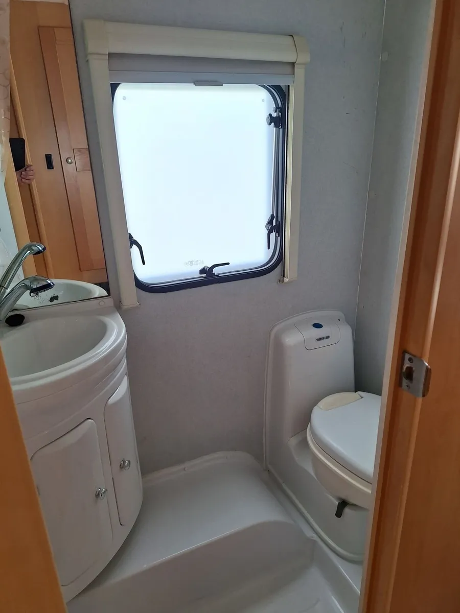 Motorhome - Image 3