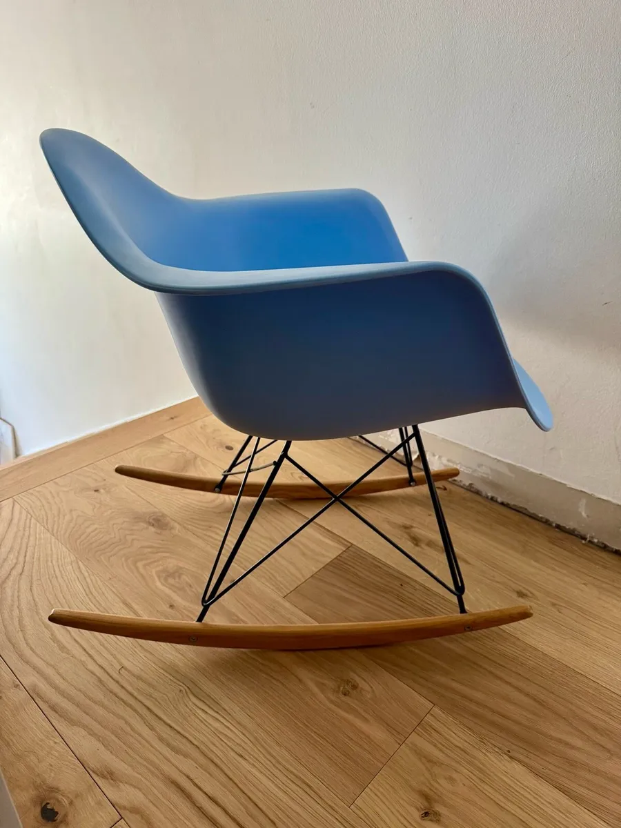 Eames-style rocking chair - Image 1