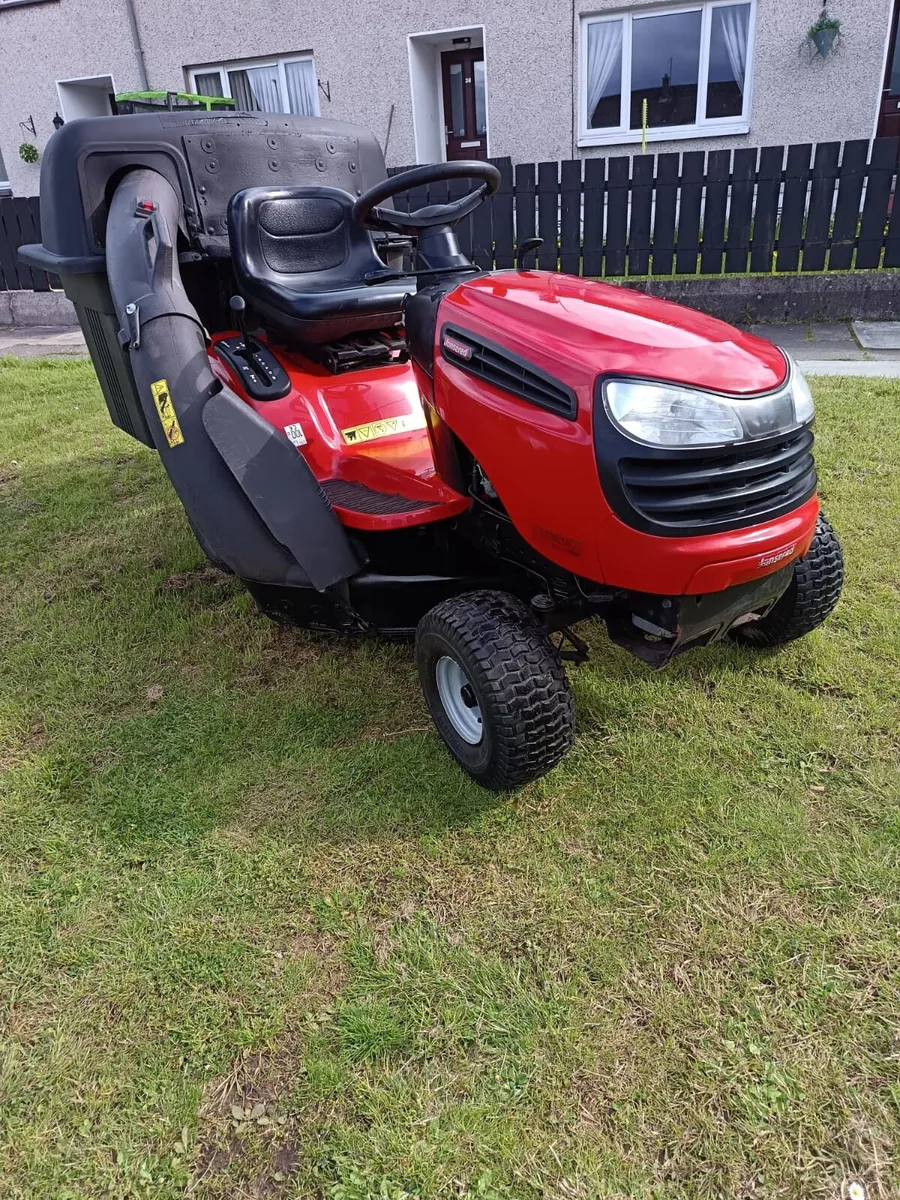 Jonsered by husquvarna ride on lawnmower - Image 3