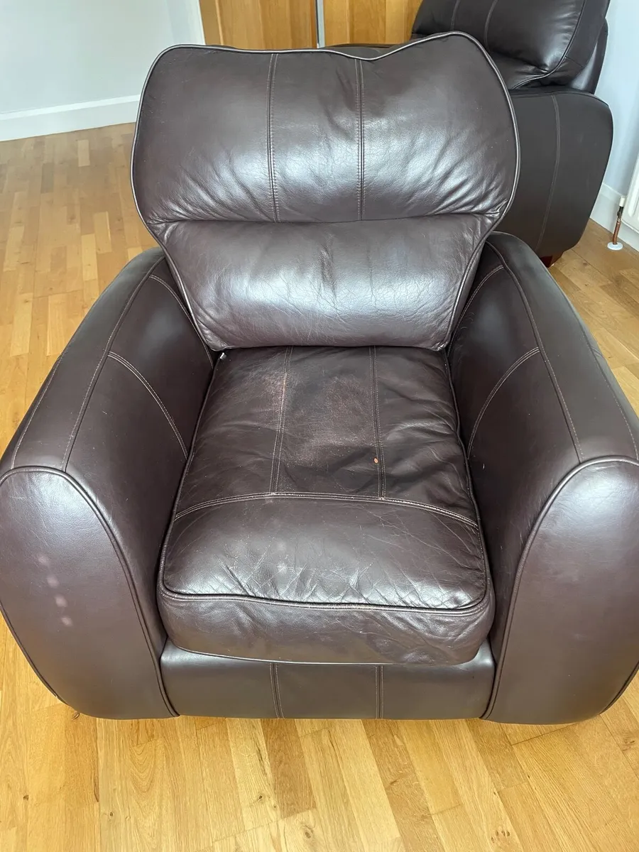 leather chair - Image 4
