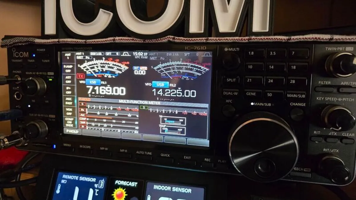 Icom 7610 - Image 1