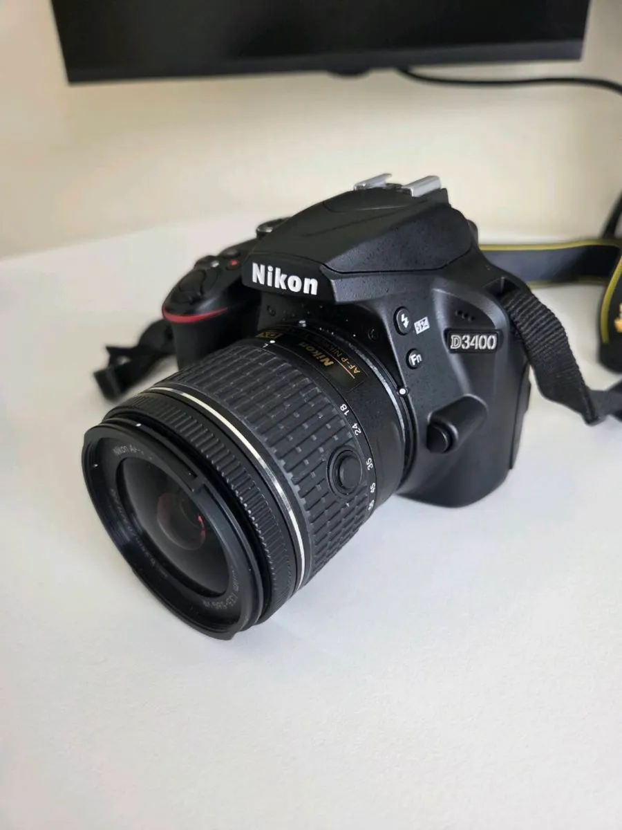 Nikon D3400 - Image 1