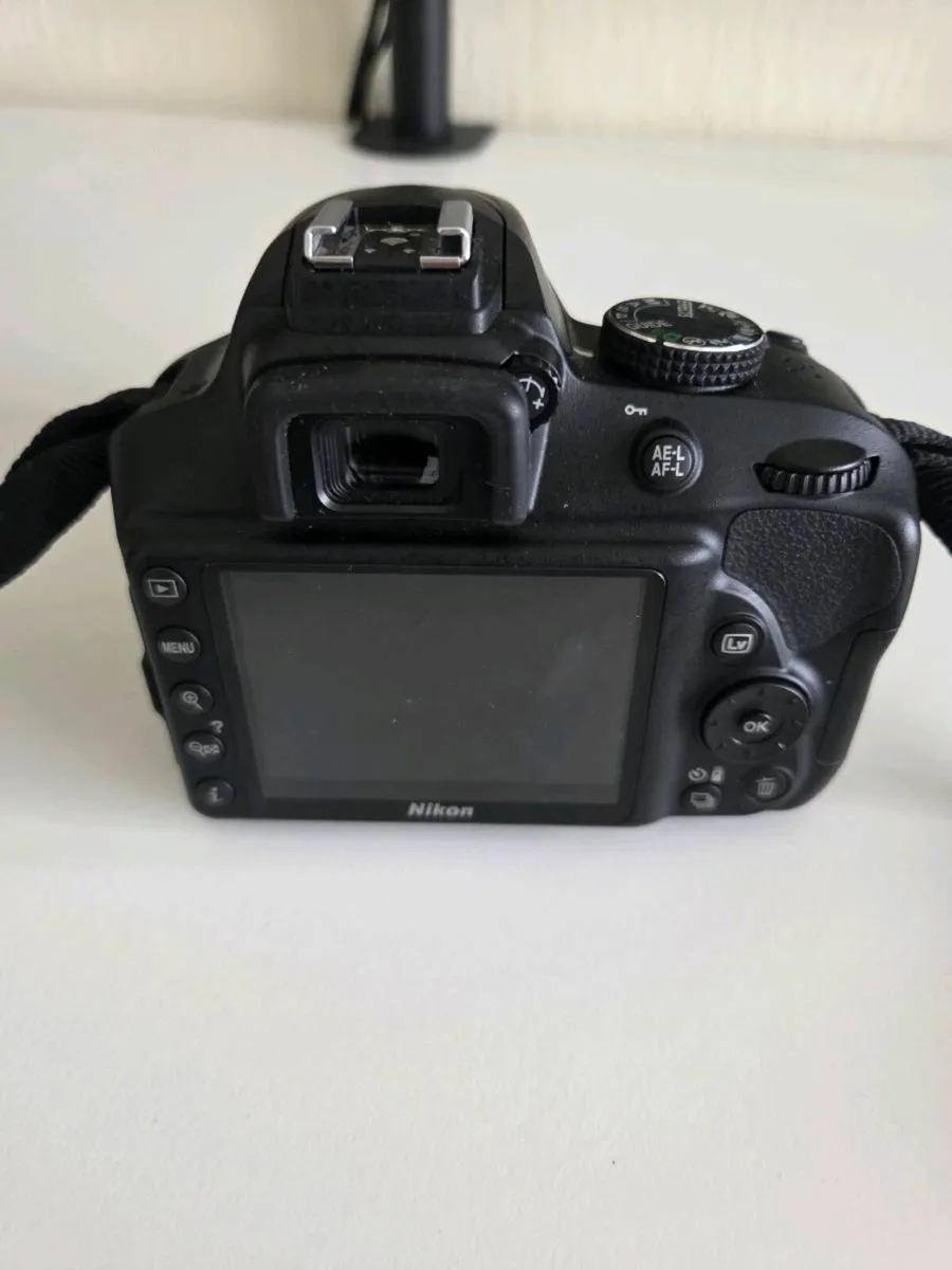 Nikon D3400 - Image 3