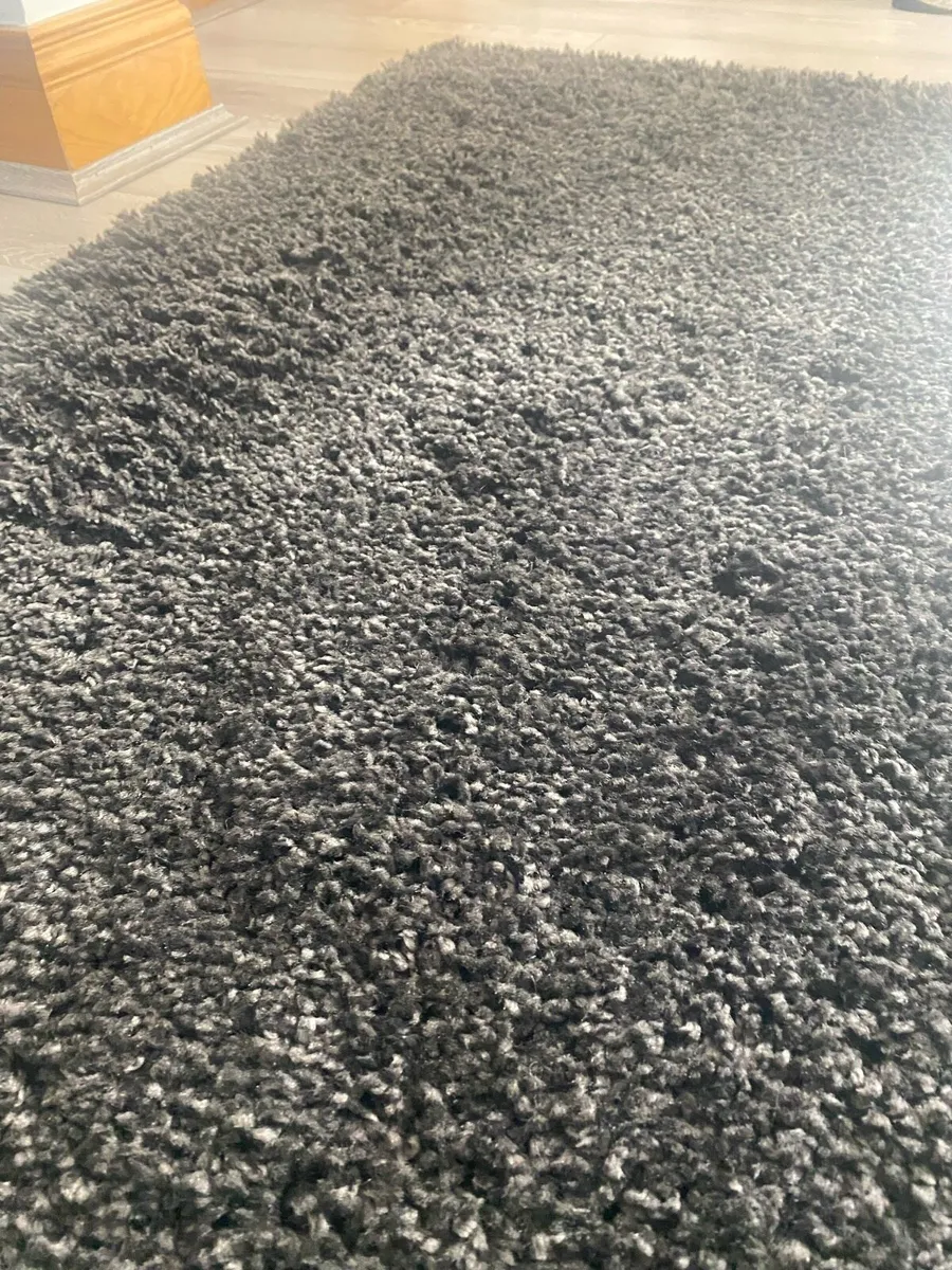 Plush Rug Black - Image 3