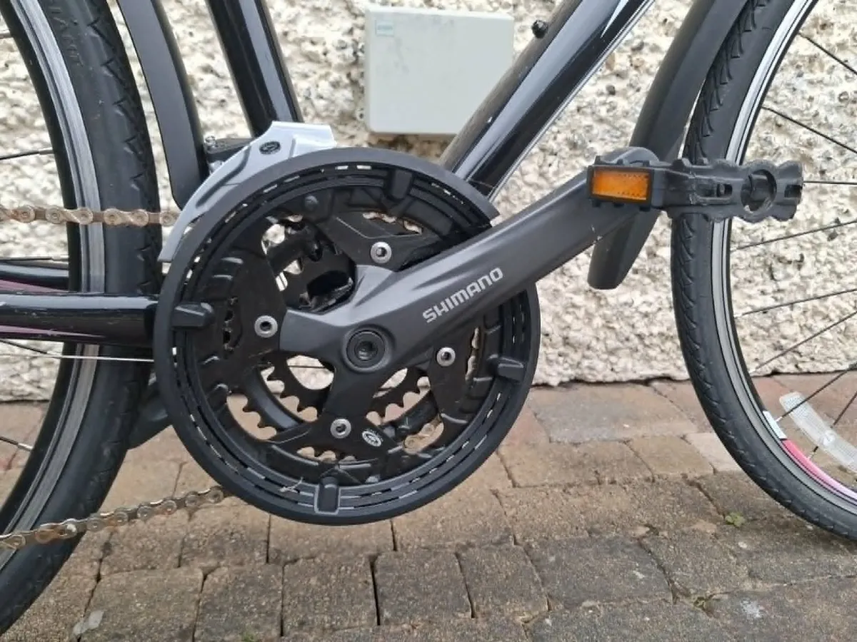 Women’s Giant Escape 1 W Fitness & Commuter Bike - Image 2