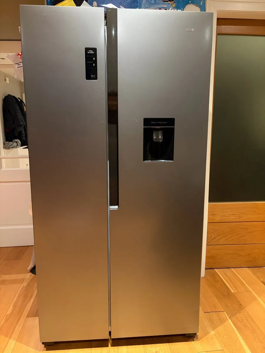 Fridge freezer - Image 1