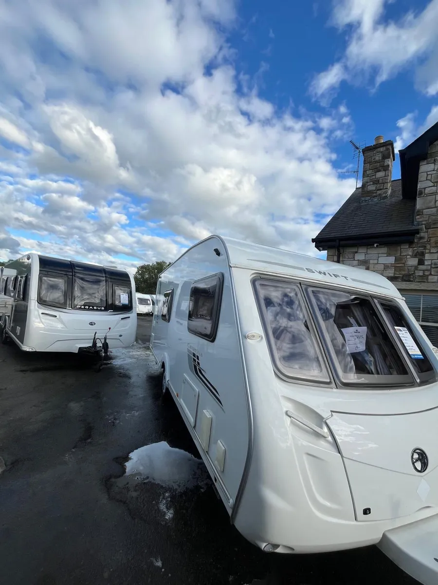 ✨SWIFT CHARISMA 4 BERTH✨ - Image 1
