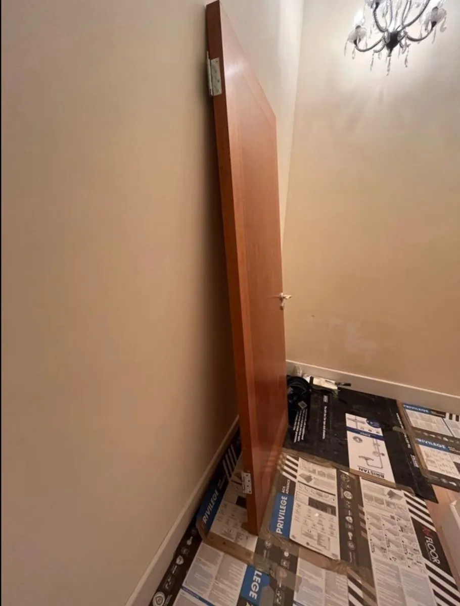 7 Interior doors - Image 4