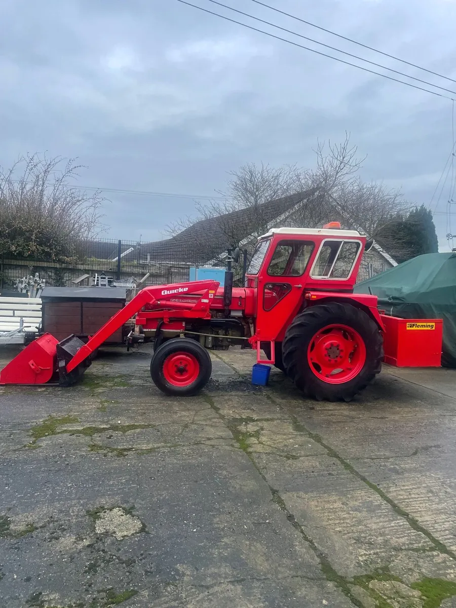 Vintage zetor 4712 tractor & quicke loader & box - Image 2