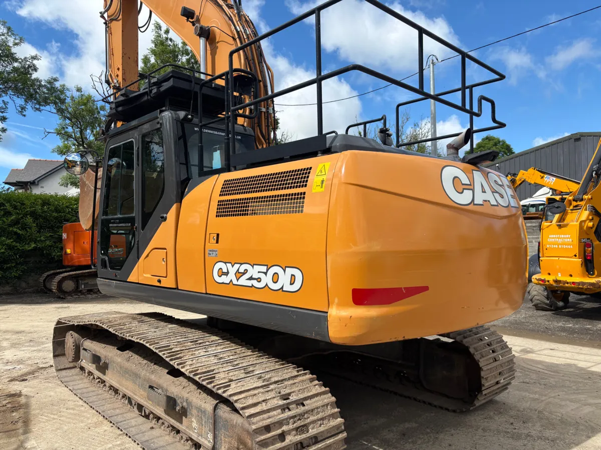 Case cx250d (only 3900 hours) - Image 2