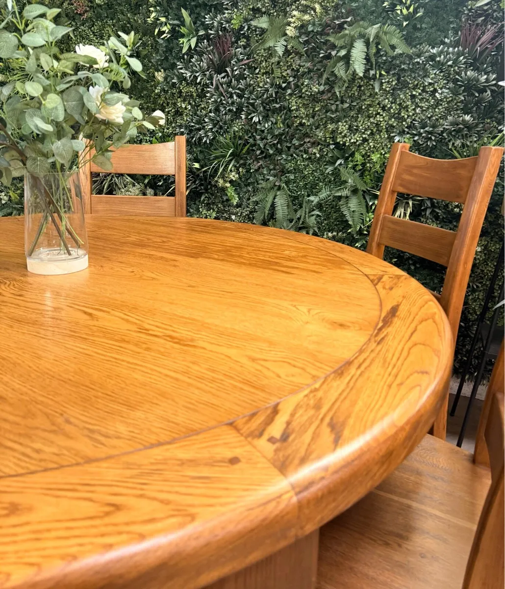 Natural oak kitchen table & 6 chairs - Image 4