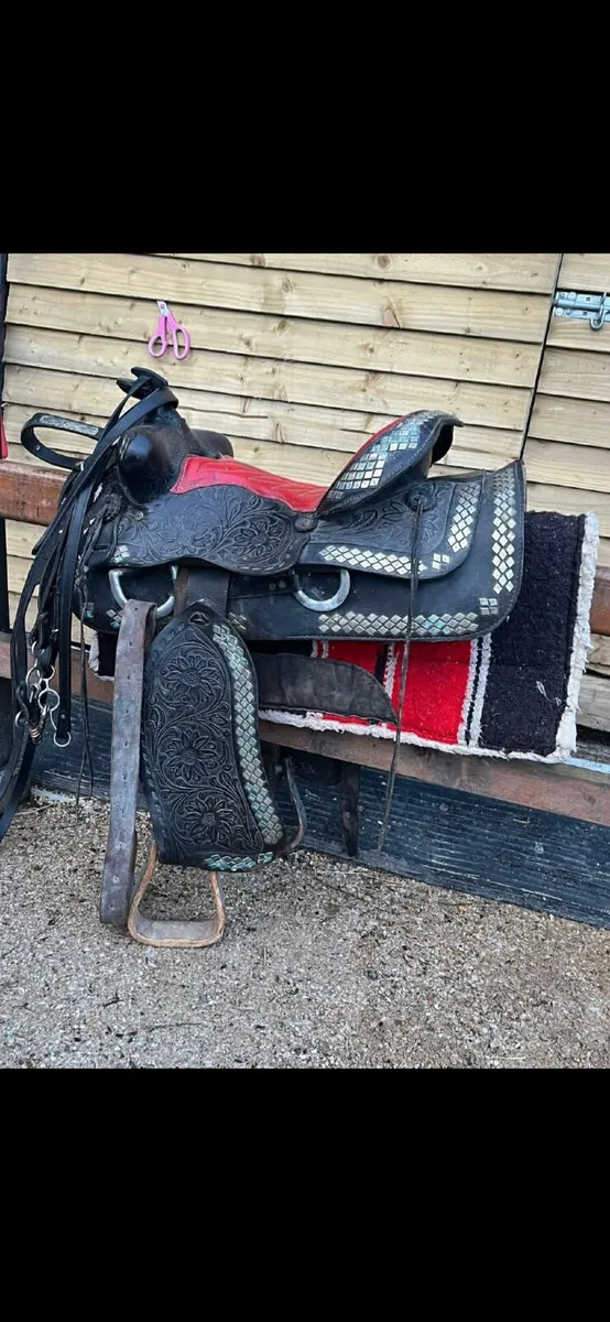 Western Saddle - Image 1