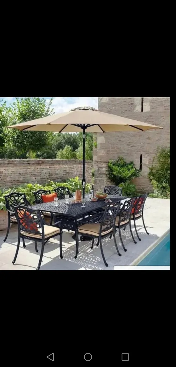 **CLEARANCE** Brand New  Hartman 8 Seater  Set - Image 1