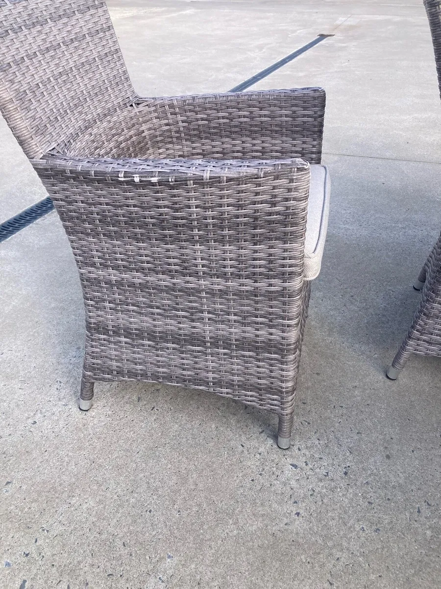 Rattan garden table furniture set. - Image 3