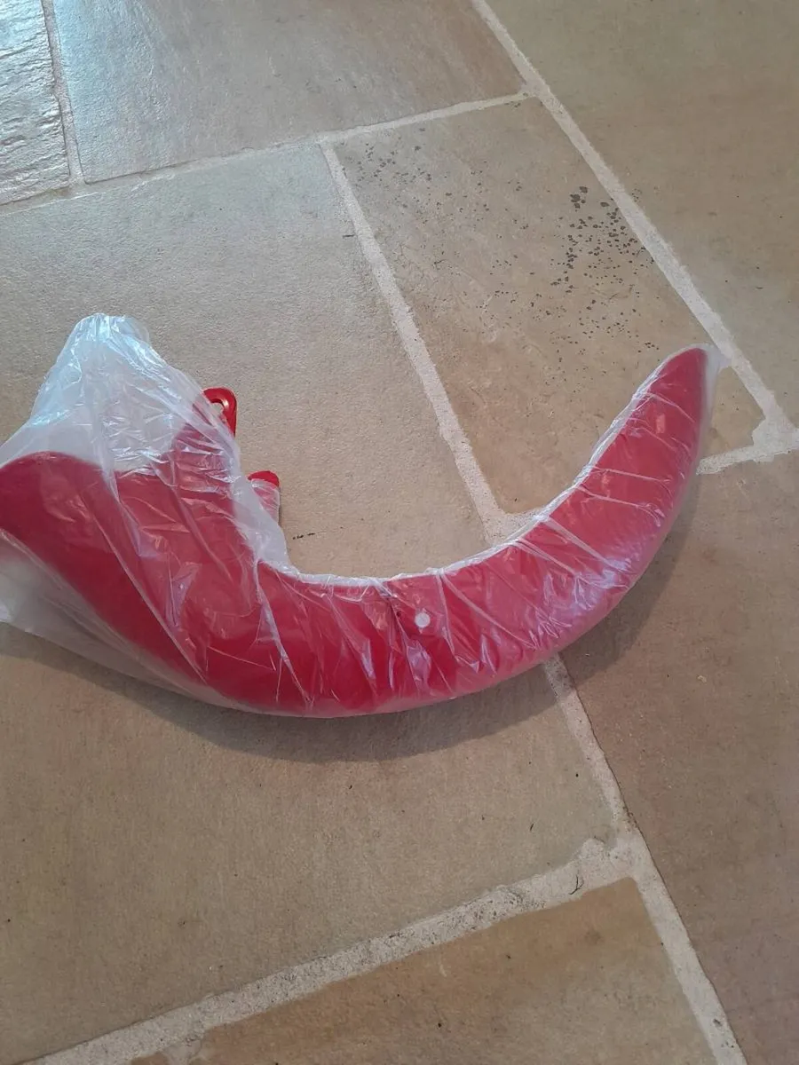 HONDA C50-C70 FRONT MUDGUARD - Image 1