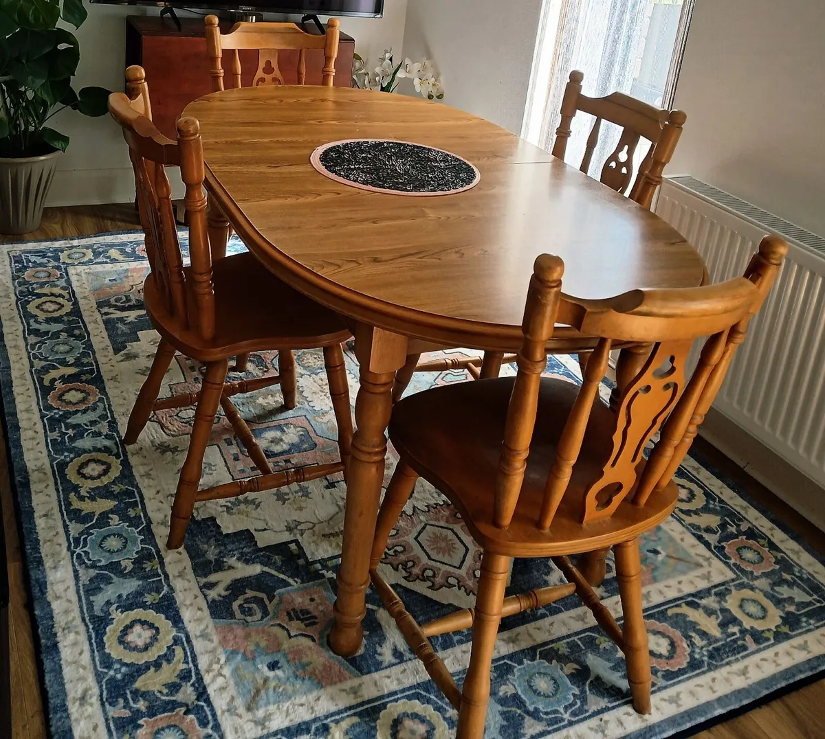 Extendable Dining Table and Chairs for sale - Image 3